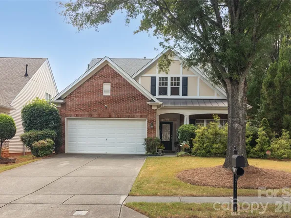 3238 Darlington Rd, Matthews, NC 28105