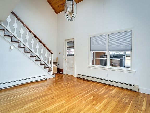 5th image of 10 60th St