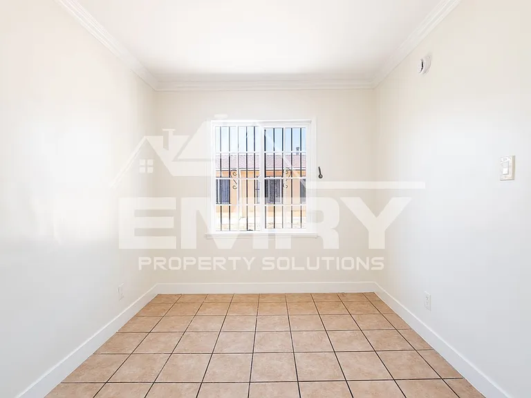 428 N Poplar Ave — Photo 20