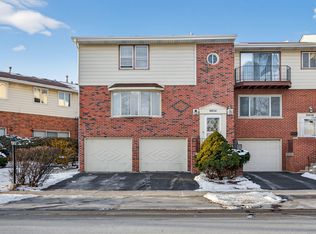 8834 Plainfield Rd, Brookfield, IL 60513