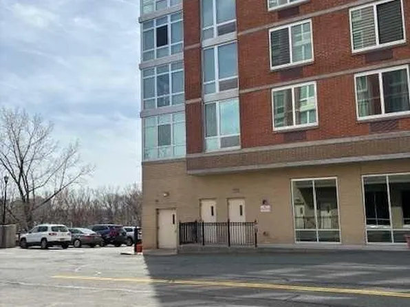 600 12th St APT 206, Palisades Park, NJ 07650