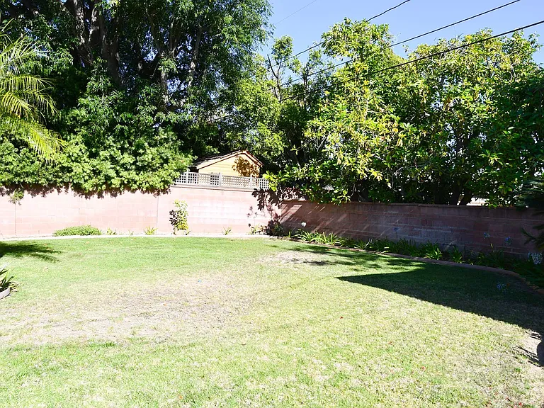 1210 E Oakmont Ave — Photo 56