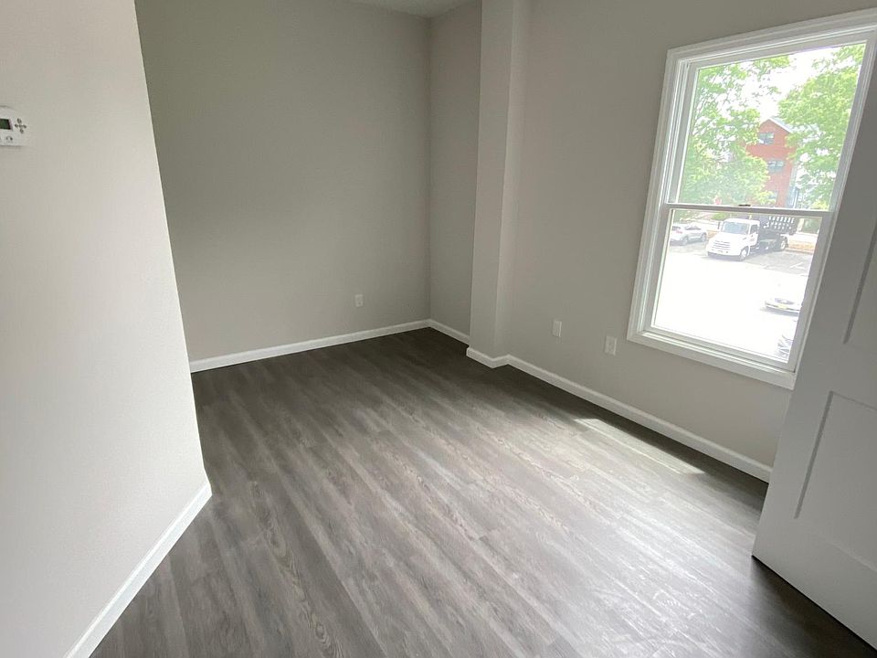 187 Washington Ave Fort Lee, NJ Zillow