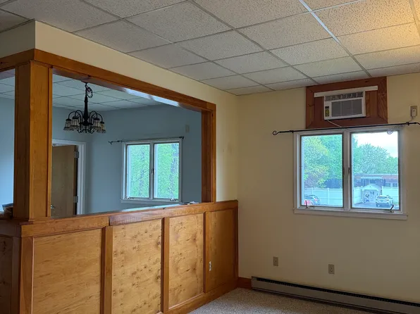 11 Hospital Ct #1, Bellows Falls, VT 05101