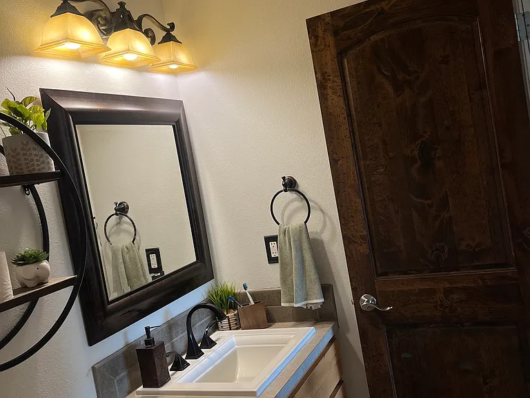 925 S River St #15 — Photo 9
