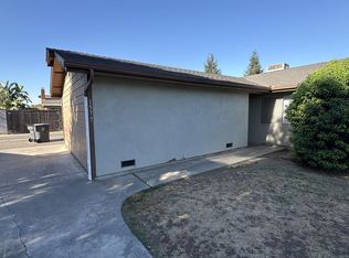 1571-1577 E Cross Ave, Tulare, CA 93274