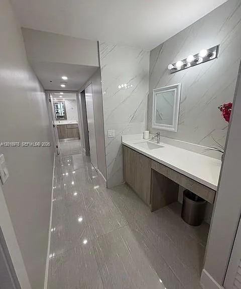 1717 N Bayshore Dr #A-1542 — Photo 8