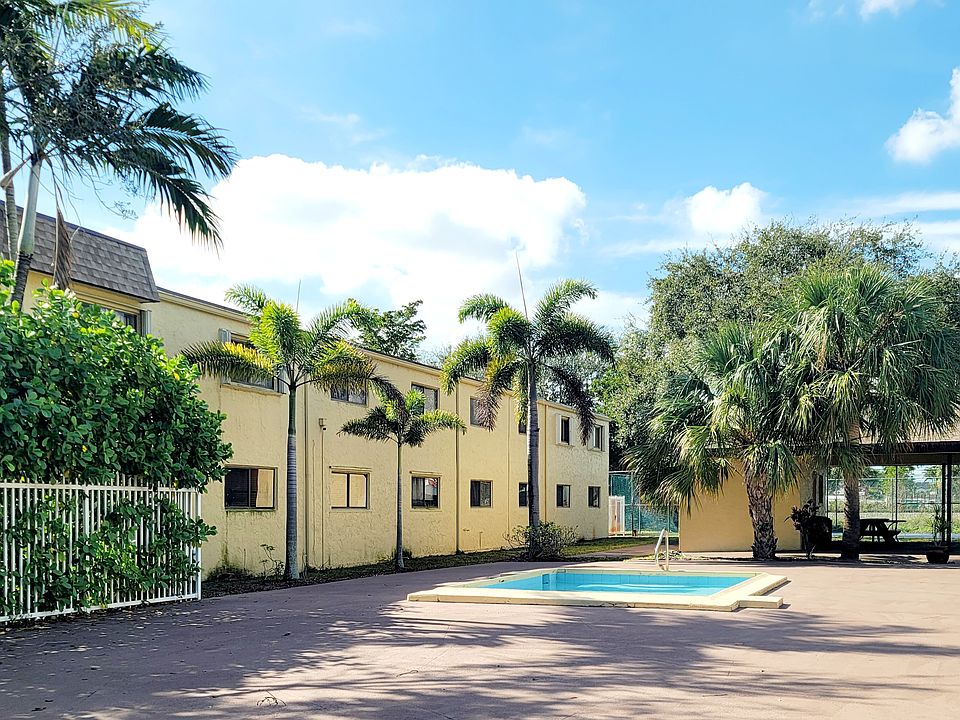 1st image of 1125 S Flagler Ave APT 513