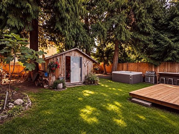 5th image of 1446 128a St