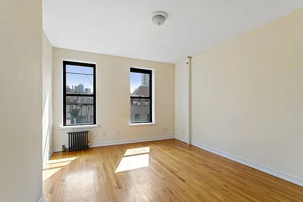 Rented by Cooper & Cooper Real Estate | media 22