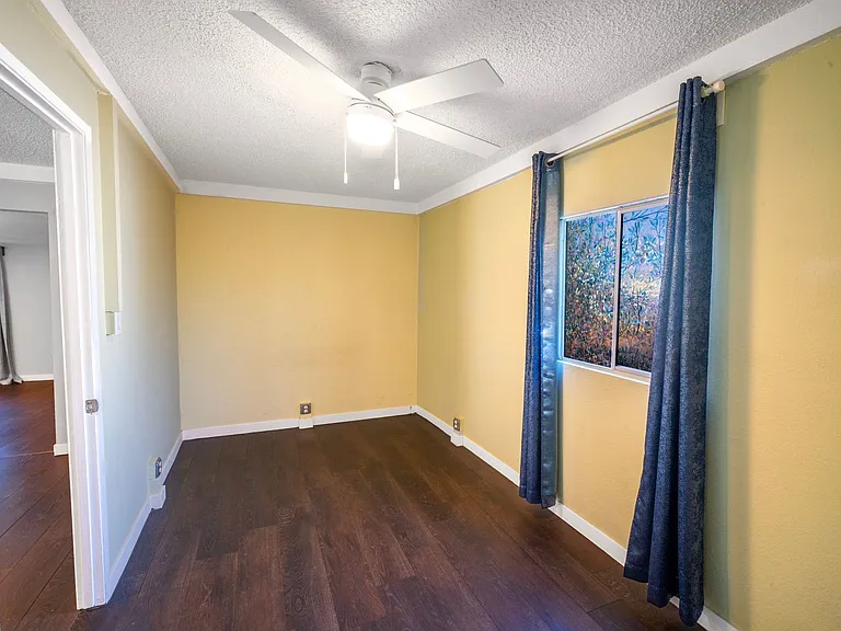 3041 Valle Ave — Photo 14