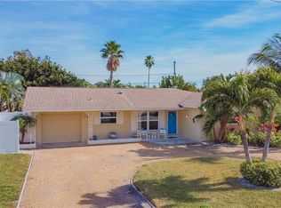10133 4th St E, Treasure Island, FL 33706