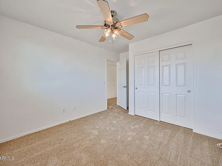 14584 W Watson Ln — Photo 17