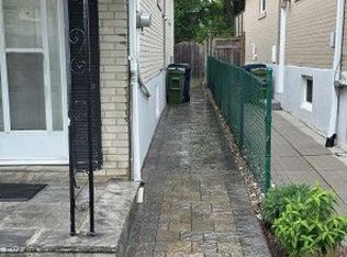 40 Green Bush Rd #BASEMENT, Toronto, ON M2M1P3
