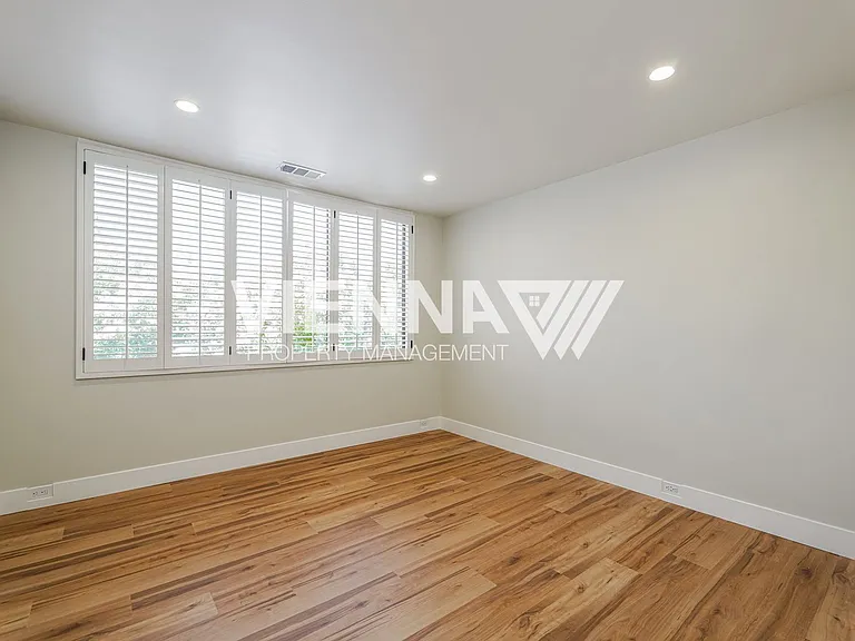 340 Wyndgate Rd — Photo 14