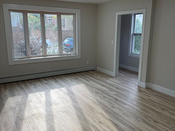 4th image of 1032 Hollywood Ave #1ST