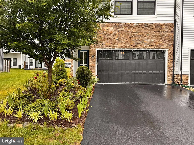 25419 Reed Orchard Ter — Photo 2