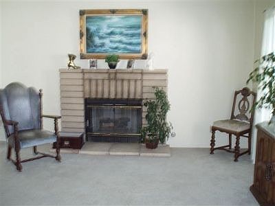 2nd image of 416 Oakwood Ct