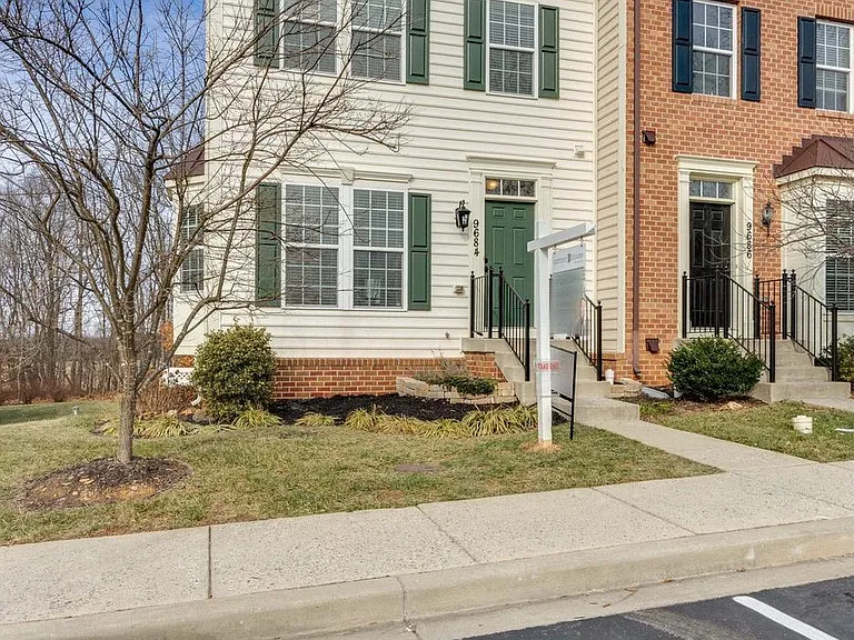 9684 Atterbury Ln — Photo 4