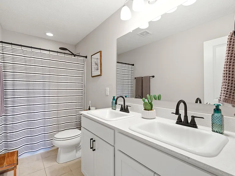7333 Jergenson Way — Photo 32