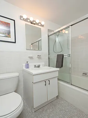 Sold by Sotheby's International Realty | media 22