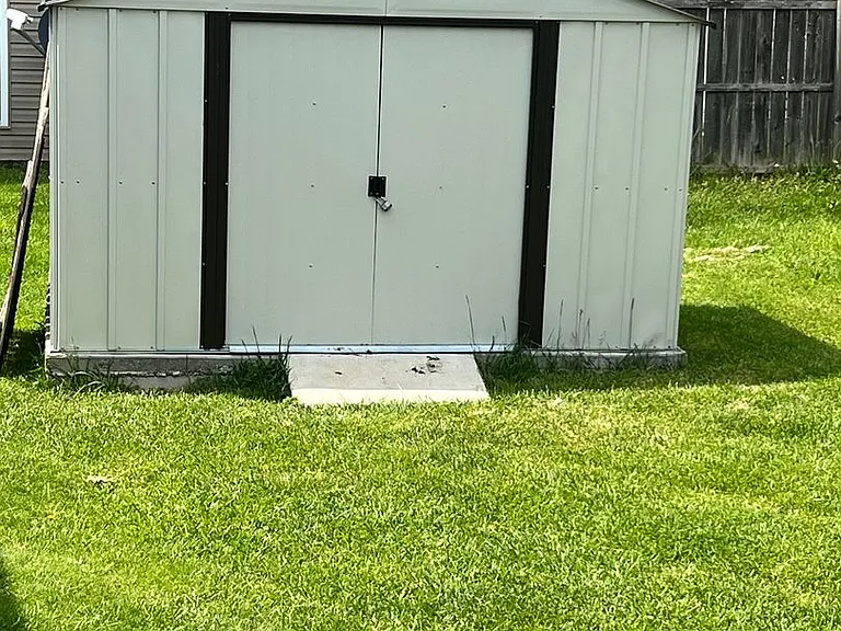 5802 Lake Erie Dr — Photo 11