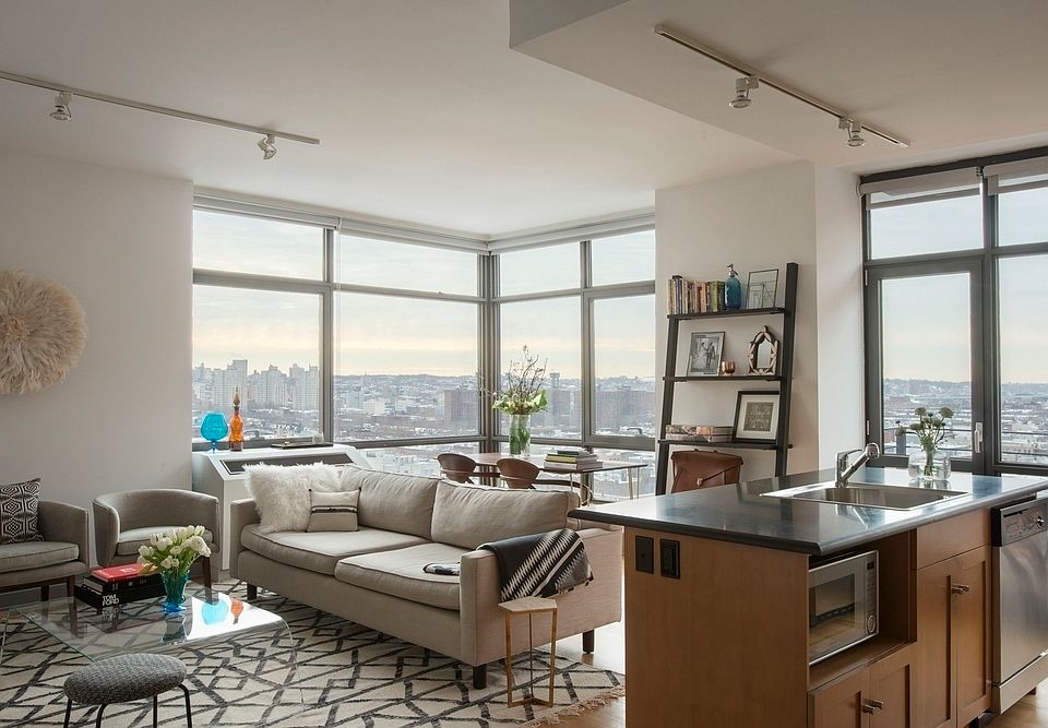 1st image of 125 Court St APT 10SE