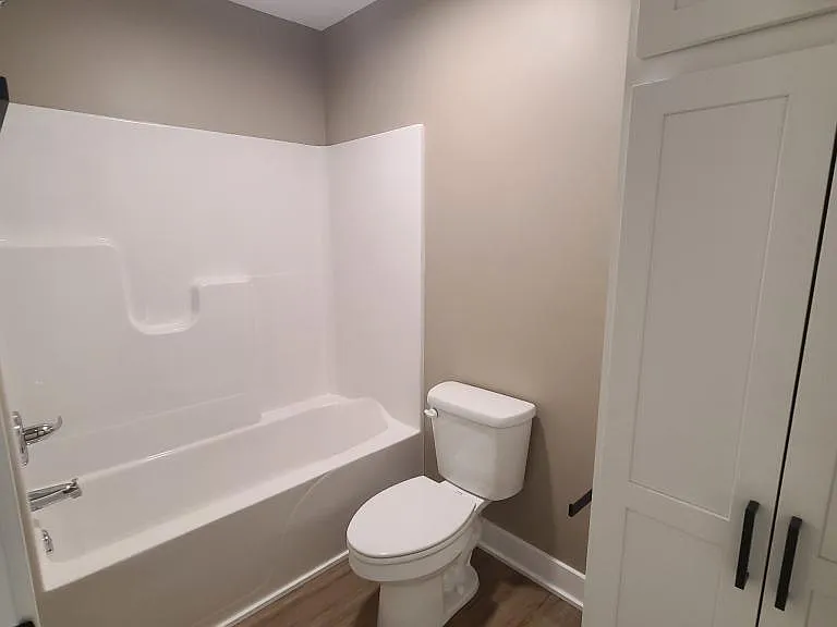 4204 Sherman Blvd — Photo 9
