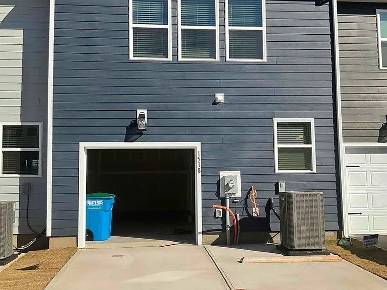 1518 Cedar Tree Dr — Photo 18