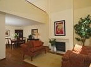 6535 Park Point Way NE #C-104, Seattle, WA 98115
