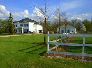 27507 Hanson Rd, Waterford, WI 53185