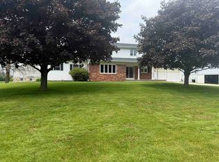 8478 N Brown County Line Rd, Pulaski, WI 54162