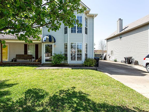 3rd image of 411 Westgate Blvd