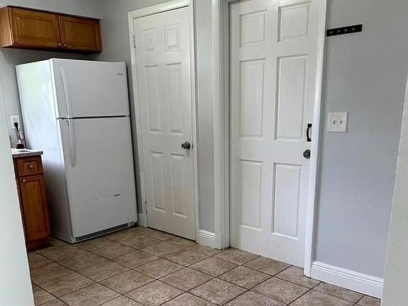 3rd image of 706 Bryon Ct #708