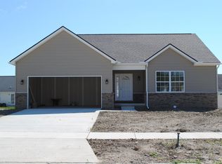 9090 Sandstone Dr, Newport, MI 48166