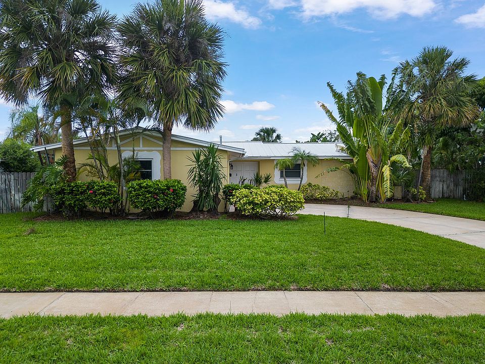 1st image of 403 Bridgetown Ct