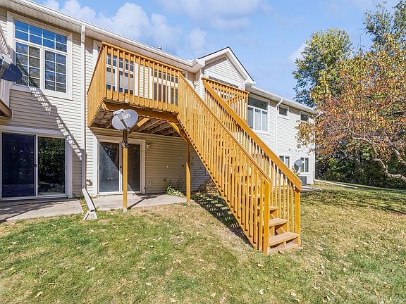 4th image of 8608 Bromley Pl