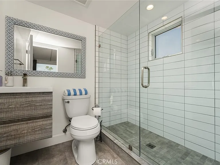 4405 Channel Pl — Photo 45
