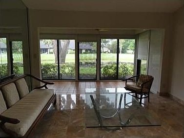 3rd image of 5066 Pine Dr