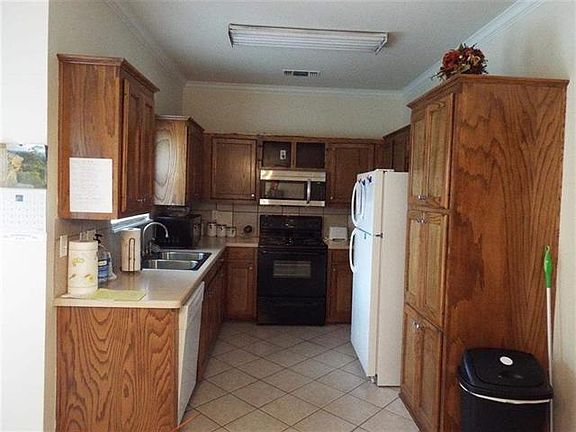 4th image of 303 E Ian Ct. #10