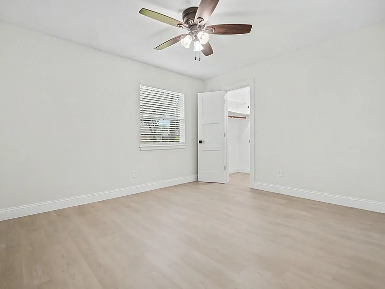 9323 Meadowbriar Ln — Photo 19