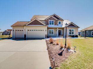 N44W22869 Bridge St, Pewaukee, WI 53072