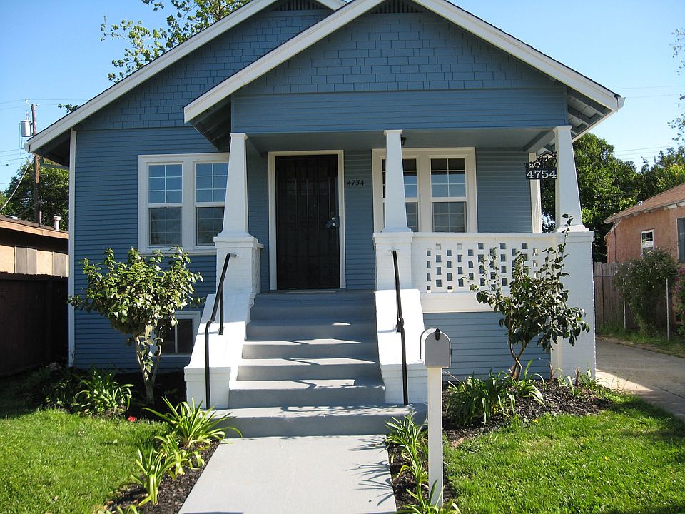 1st image of 4754 15th Ave