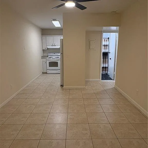 333 SE Martin Ave #1-F — Photo 4