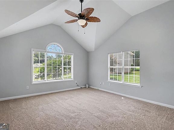 3rd image of 328 Lacy Ct