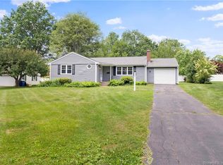 33 Cheston Cir, Wethersfield, CT 06109