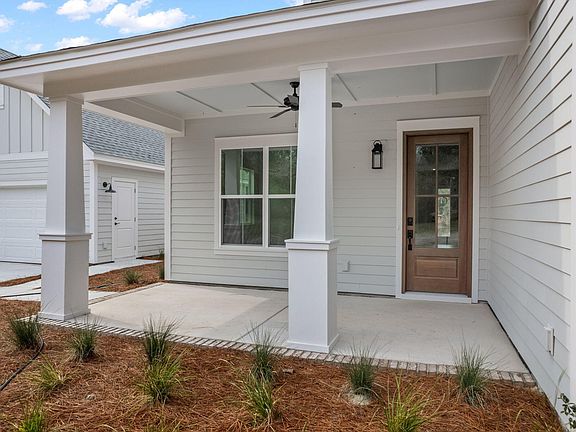 3rd image of 2964 Lodge Berry Ln