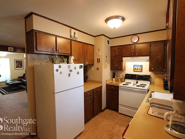 305 N 39th Ave — Photo 21