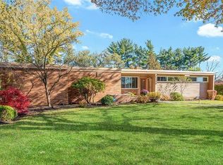 1239 Pinewood Dr, Pittsburgh, PA 15243