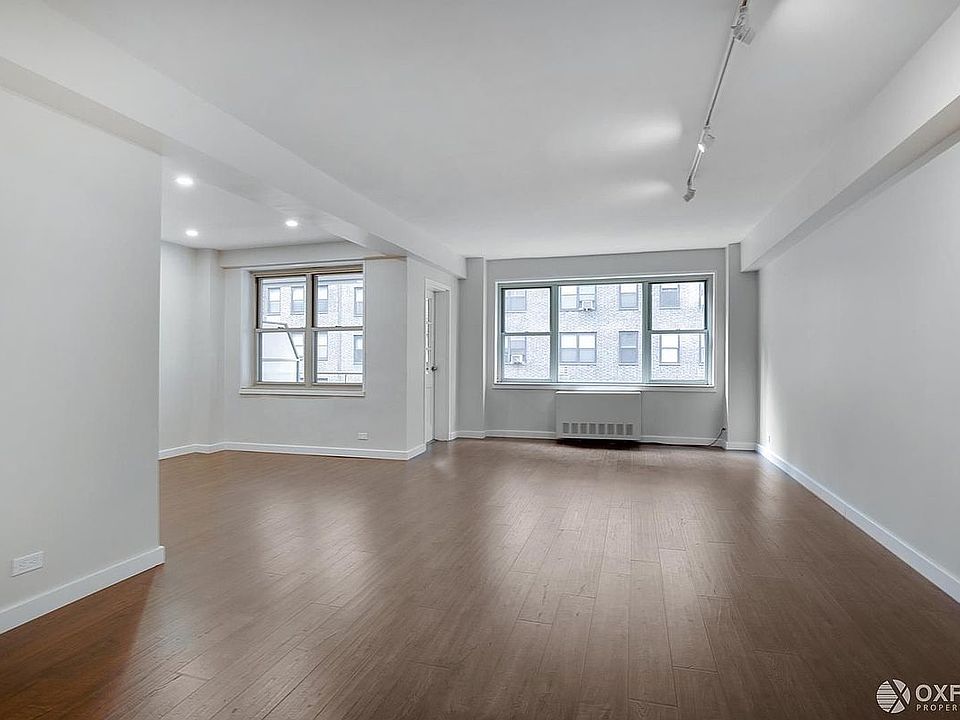 1st image of 415 E 52nd St #5